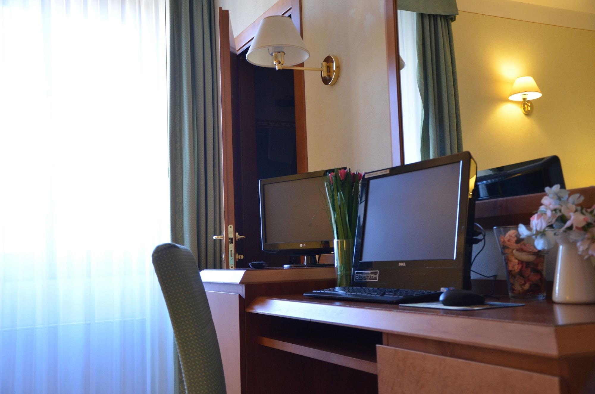 Hotel Mia Cara & Spa Φλωρεντία Εξωτερικό φωτογραφία